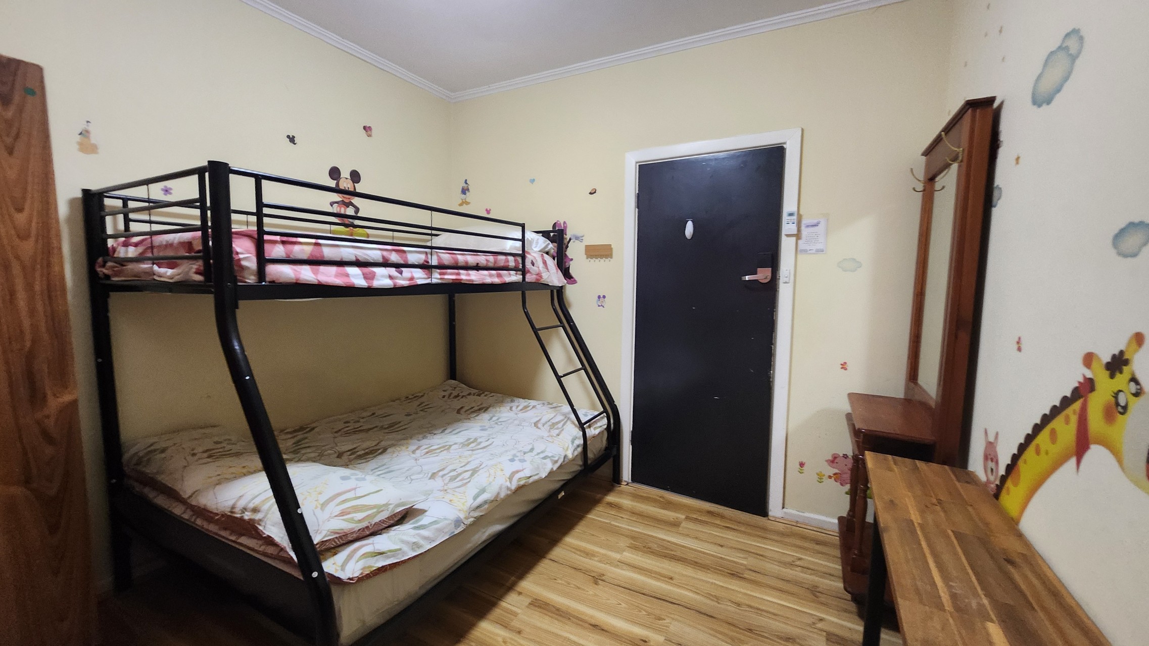 Cosy room(3)